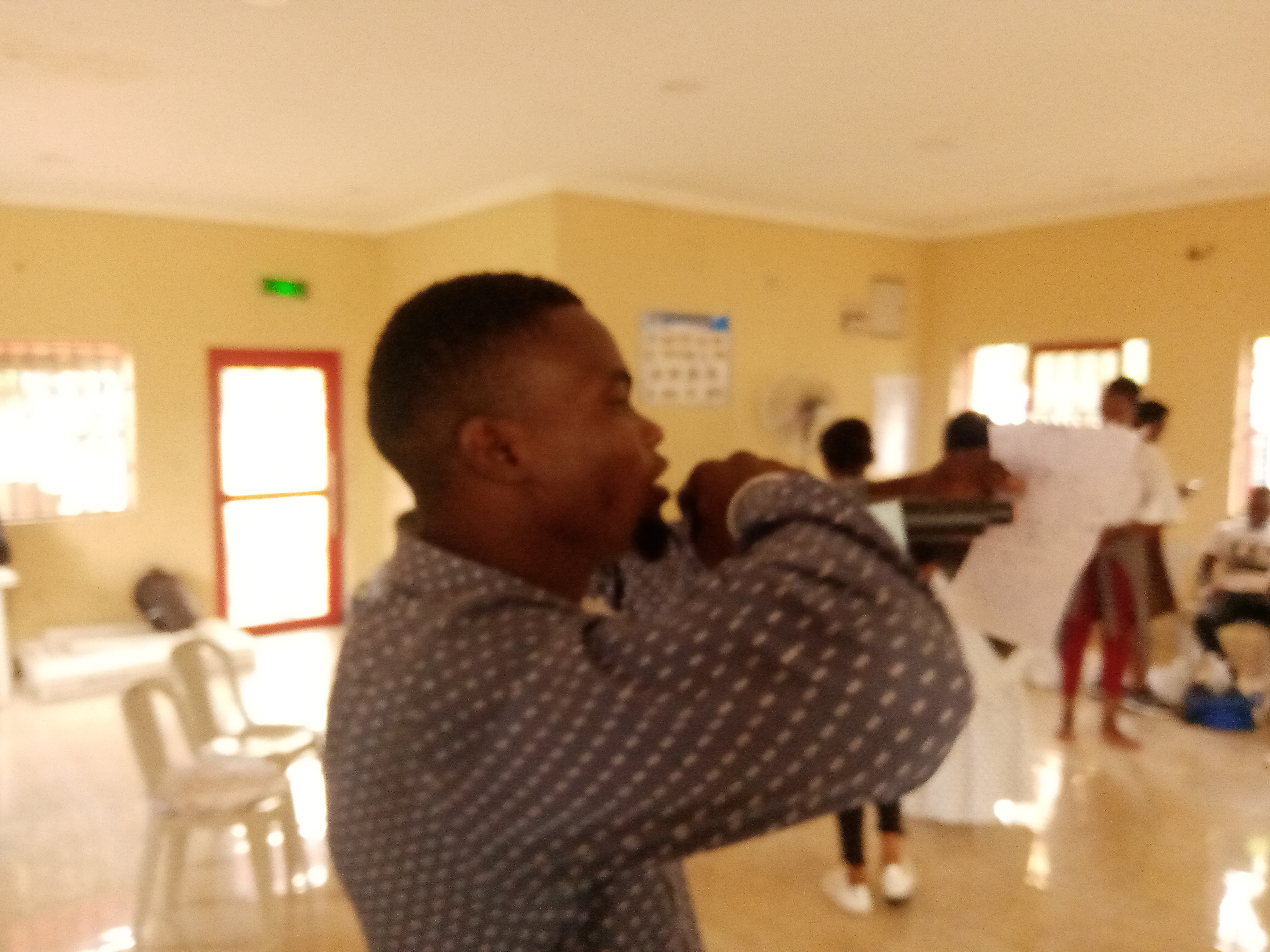 Flowsy and Exclusive performing